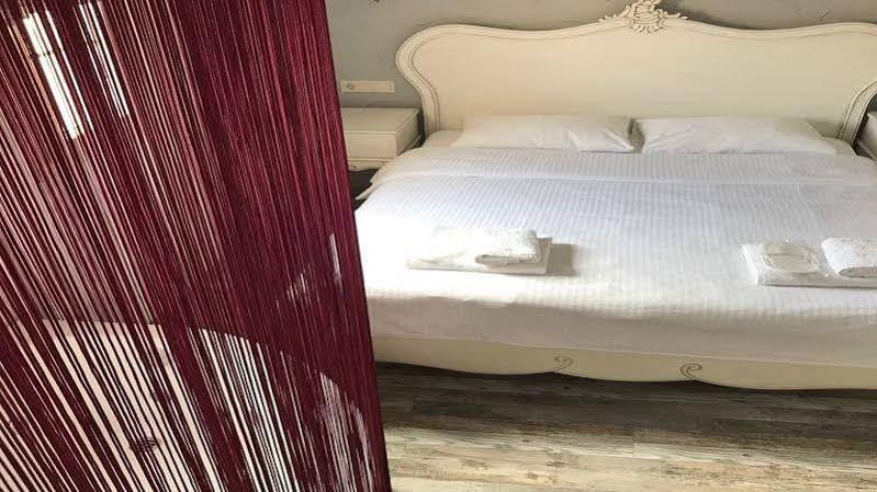 Alacati Alaris Hotel Ngoại thất bức ảnh