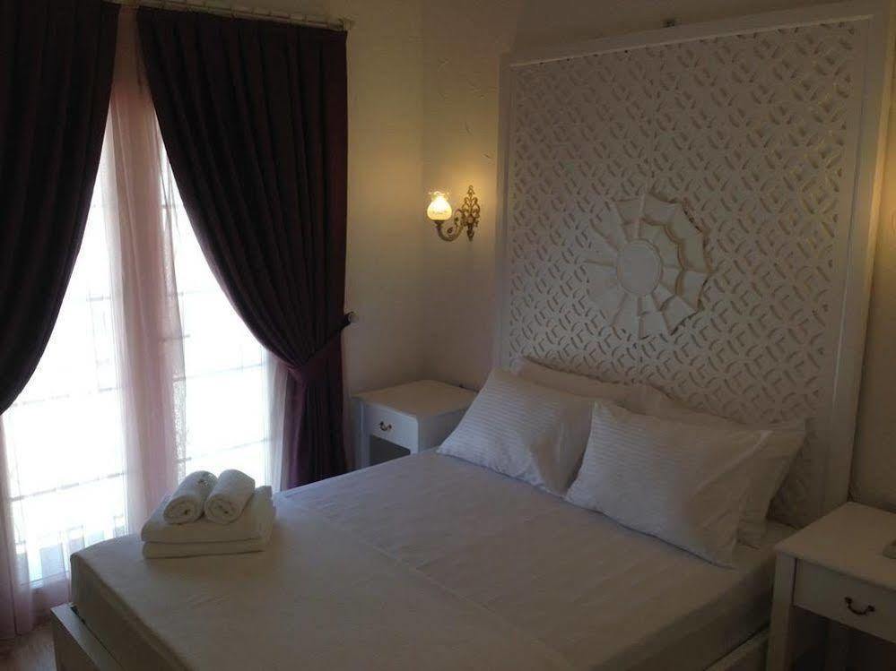 Alacati Alaris Hotel Ngoại thất bức ảnh