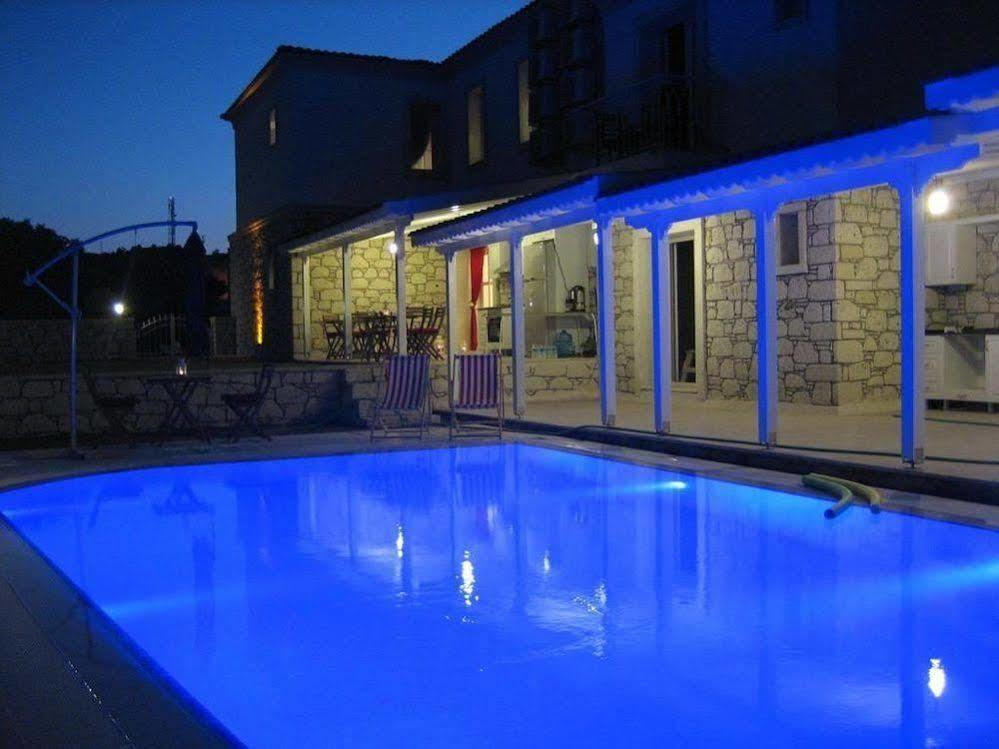 Alacati Alaris Hotel Ngoại thất bức ảnh